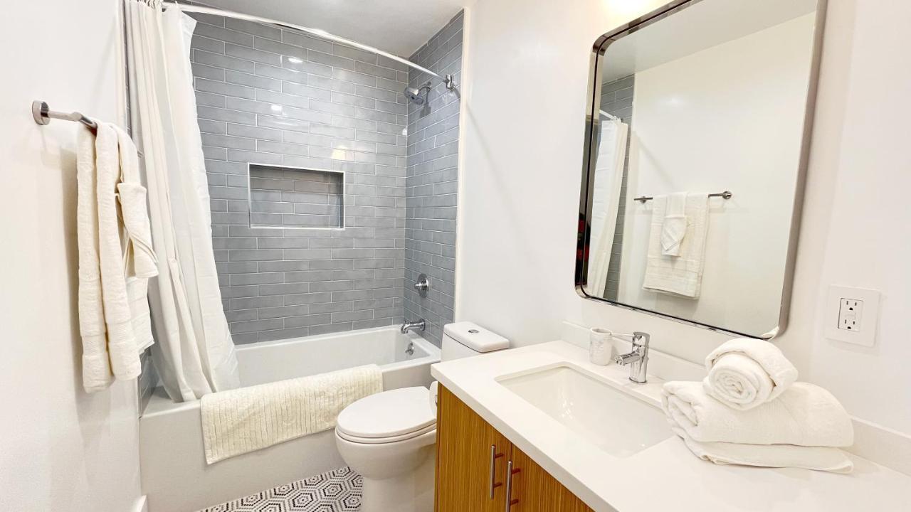 Kingsley Courtyard Apartment Лос Анджелис Екстериор снимка